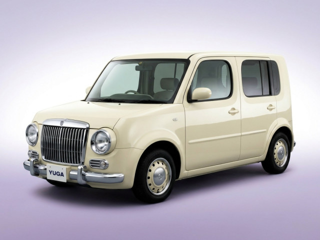 Mitsuoka Yuga 2000 - 2002