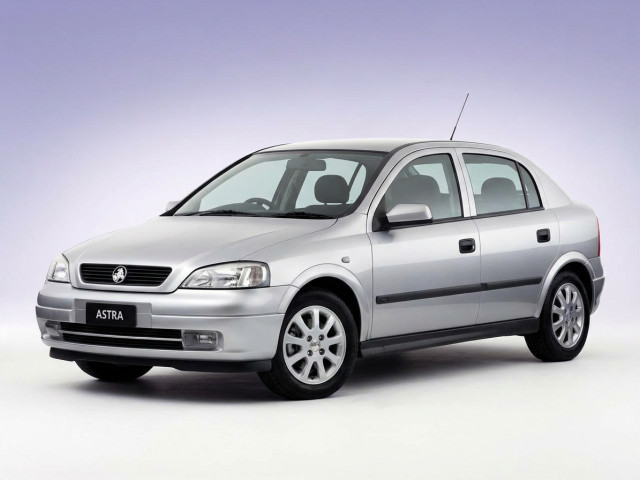 Holden Astra IV (TS)