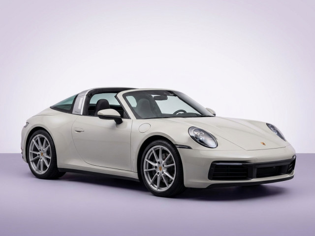 Porsche 911 VIII (992)