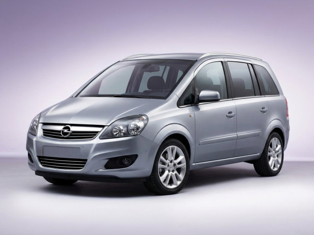 Opel Zafira B Рестайлинг