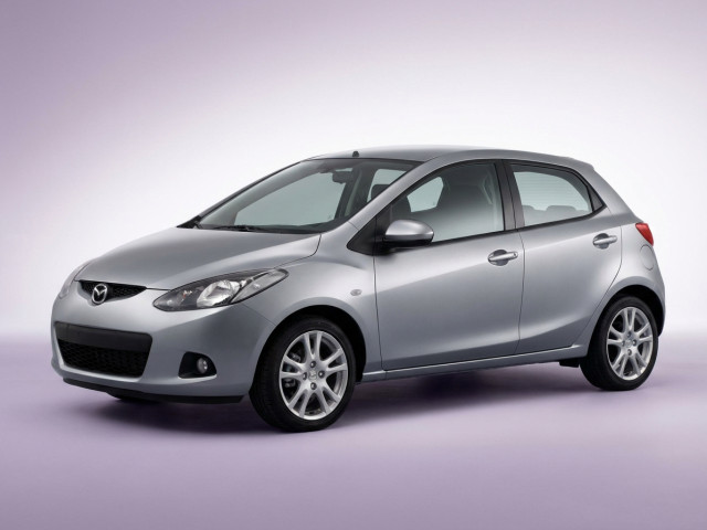 Mazda 2 II (DE)