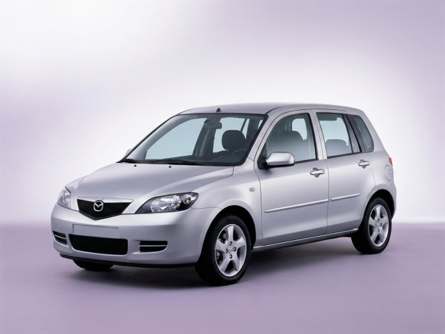 Mazda Demio II (DY)