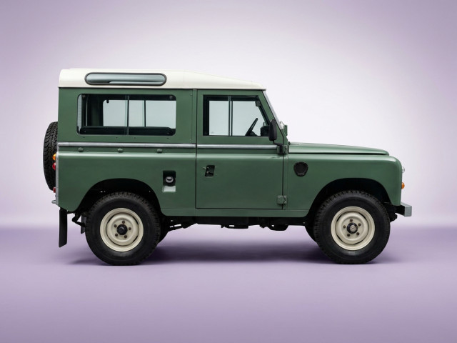 Land Rover Defender I