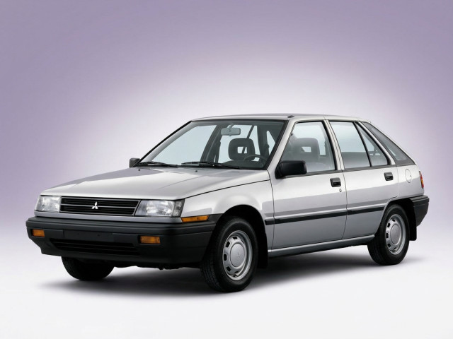 Mitsubishi Lancer V