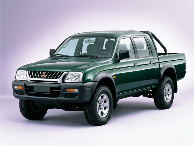Mitsubishi Strada II