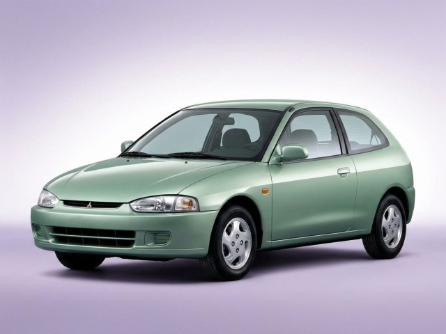 Mitsubishi Pistachio 1999 - 2000
