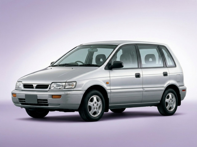 Mitsubishi RVR II