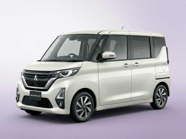 Mitsubishi eK Space II
