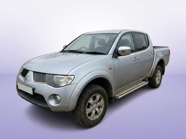 Mitsubishi Triton IV