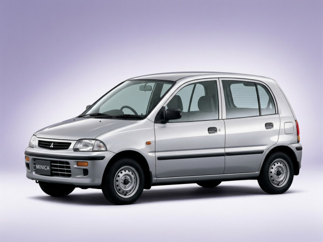 Mitsubishi Minica VIII
