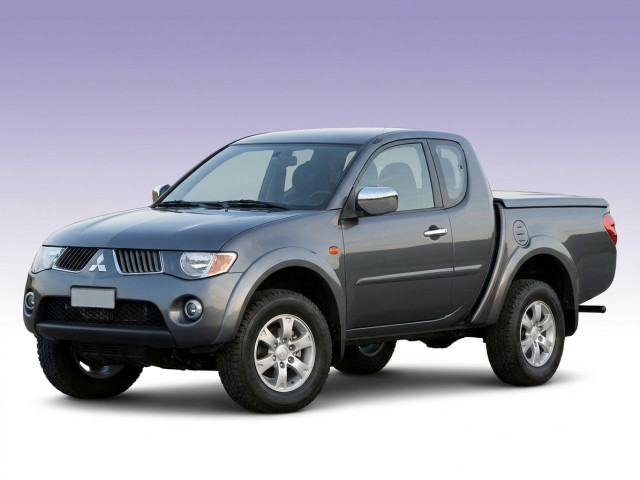 Mitsubishi L200 IV