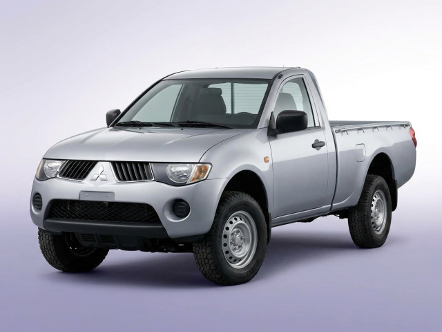 Mitsubishi L200 IV