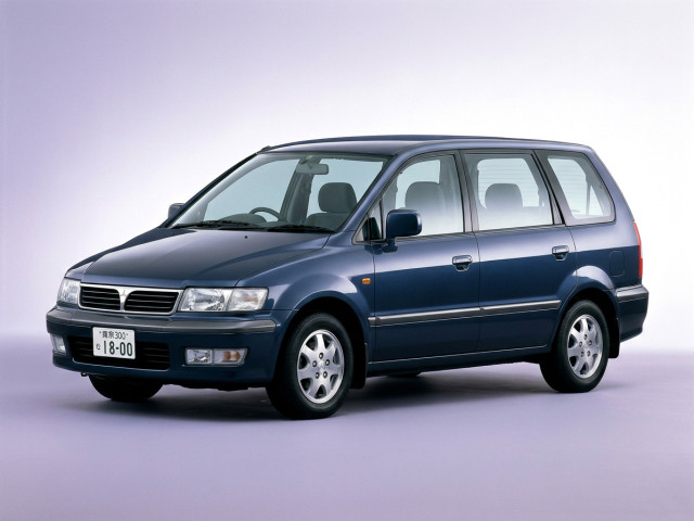Mitsubishi Chariot III