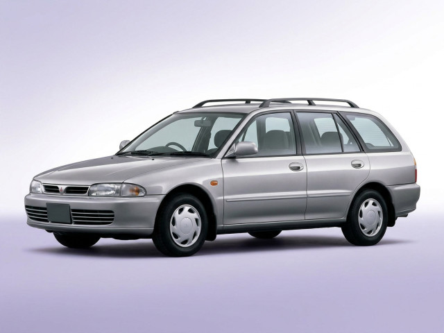 Mitsubishi Libero I