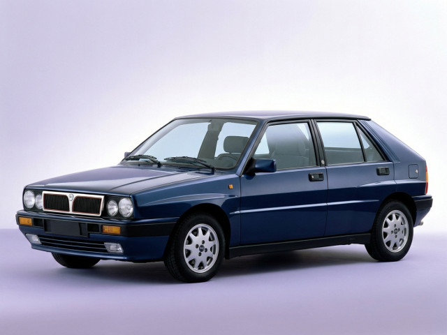 Lancia Delta II (836)