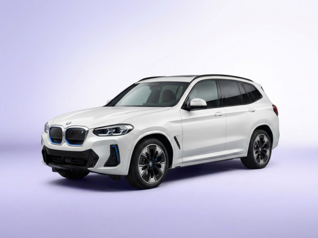BMW iX3 I (G08) Рестайлинг