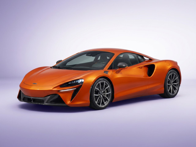 McLaren Artura 2021 - н.в.
