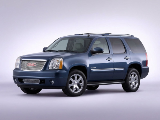 GMC Yukon III (GMT900)