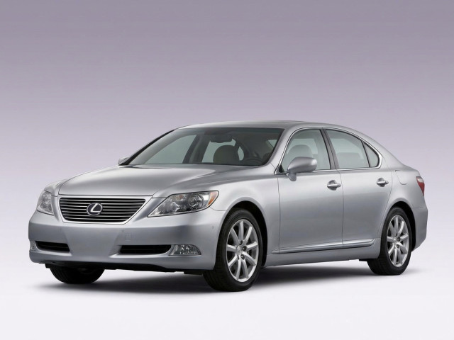 Lexus LS IV