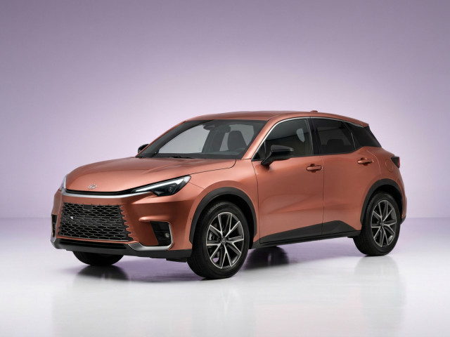 Lexus LBX 2023 - н.в.