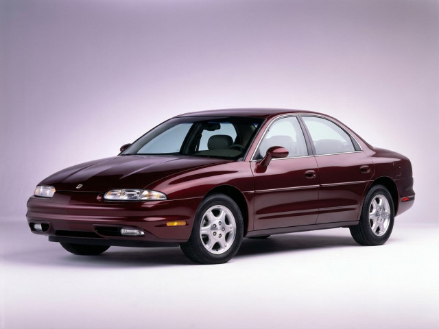 Oldsmobile Aurora I