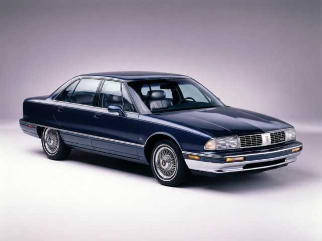 Oldsmobile Ninety-Eight XI