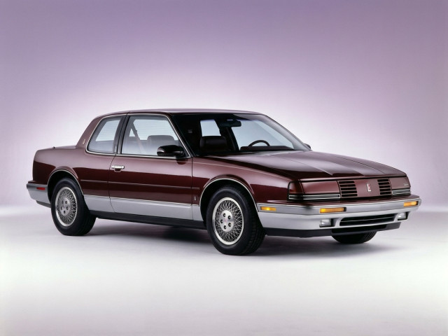 Oldsmobile Toronado IV
