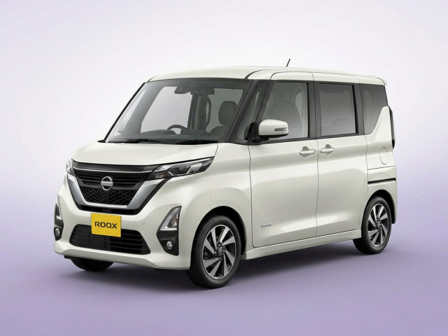 Nissan Roox II