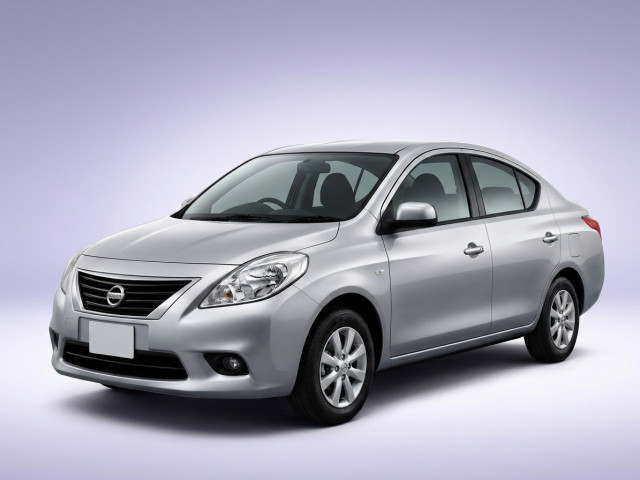Nissan Latio I (N17)