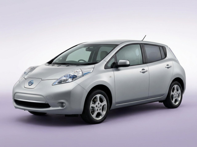 Nissan Leaf I (ZE0/AZE0)