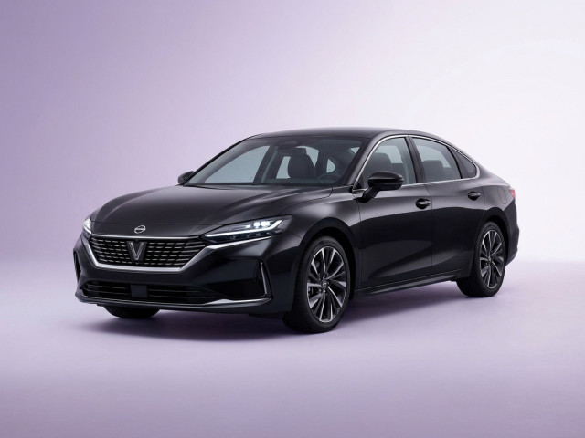 Nissan Teana IV