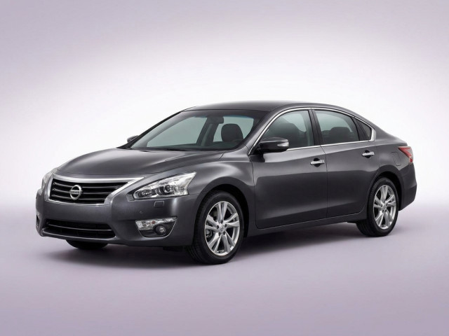 Nissan Teana III