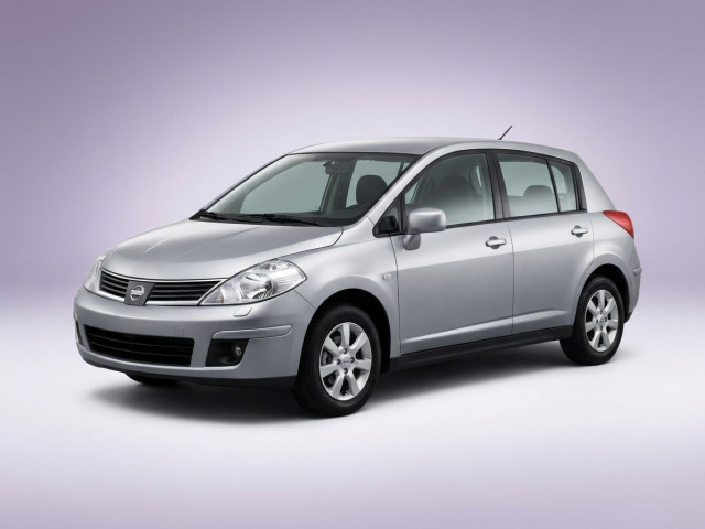Nissan Tiida I Рестайлинг
