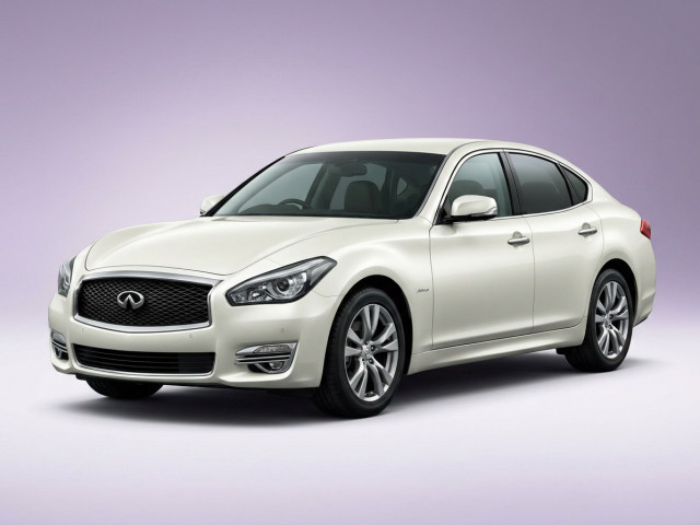 Nissan Fuga II Рестайлинг