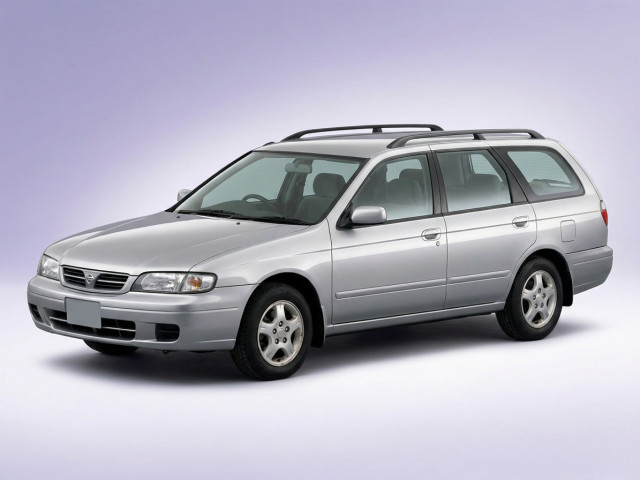 Nissan Avenir II (W11)