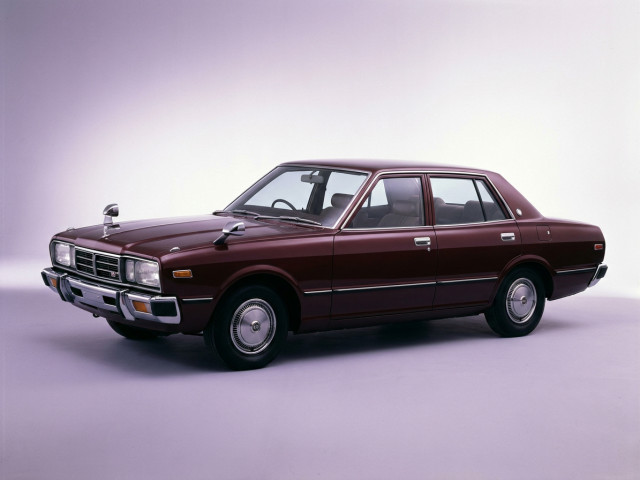 Nissan Cedric V (430)
