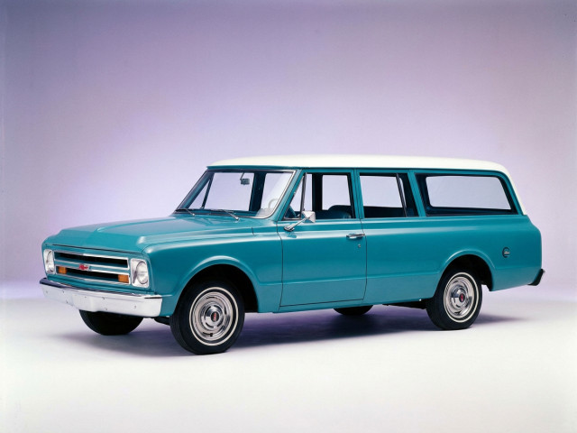 Chevrolet Suburban VI