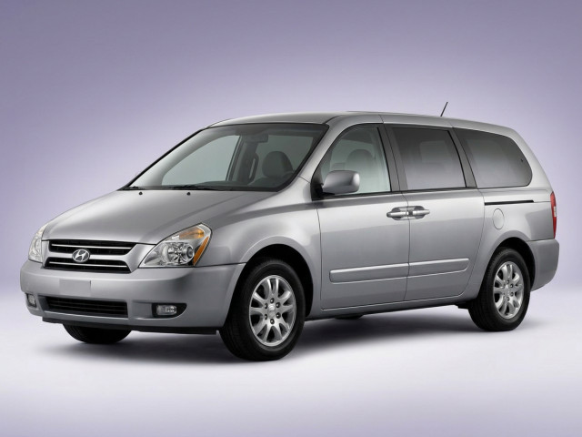 Hyundai Entourage 2006 - 2009