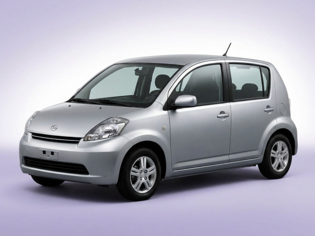 Daihatsu Sirion II (M3)