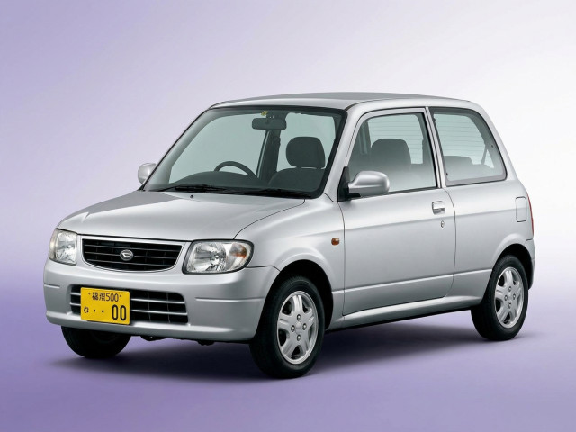 Daihatsu Mira V