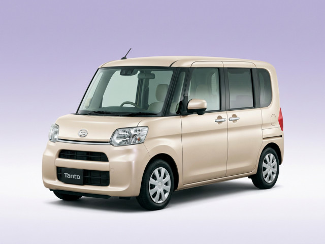 Daihatsu Tanto IV