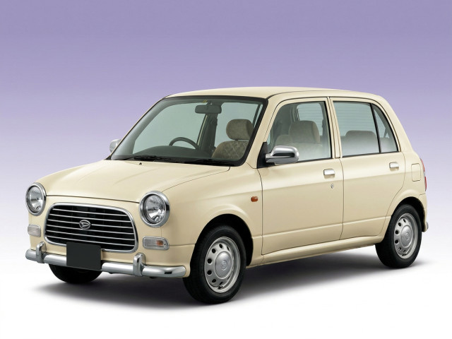 Daihatsu Mira Gino II