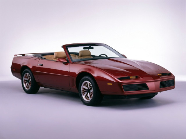Pontiac Firebird III