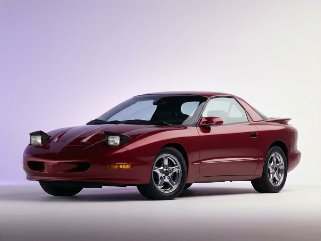 Pontiac Firebird IV