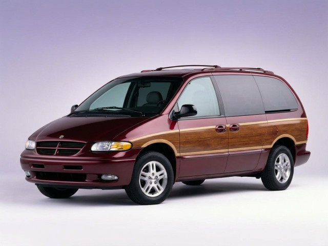 Chrysler Town & Country III