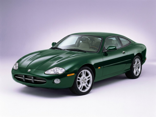 Jaguar XKR I