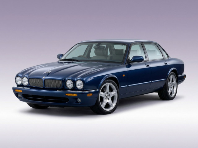 Jaguar XJR II (X308)