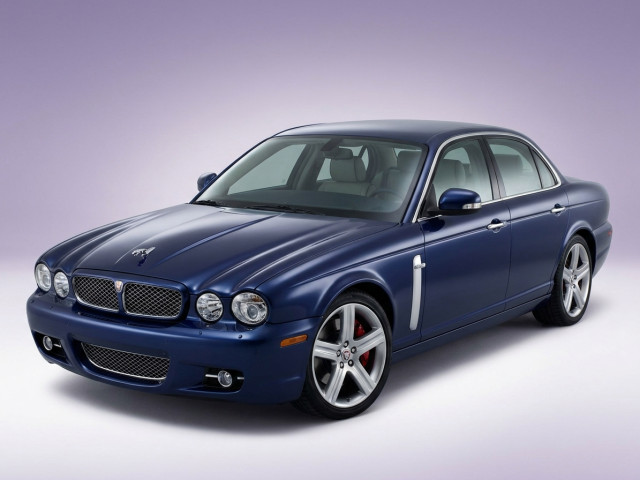 Jaguar XJR III (X358)