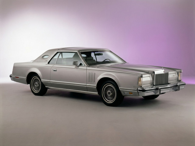 Lincoln Continental Mark V