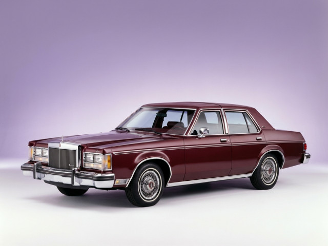 Lincoln Versailles 1977 - 1980